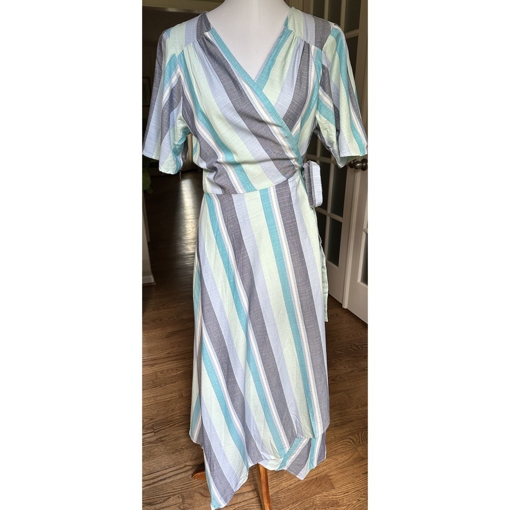 B Collection by Bobeau Orna Wrap Dress Blue Striped Midi Sleeveless M - Picture 5 of 12